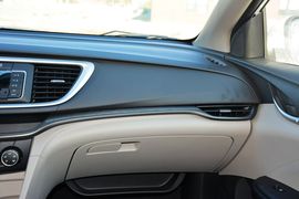 2015款别克英朗18T双离合精英型