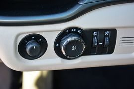 2015款别克英朗18T双离合精英型