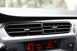 东风雪铁龙2016款全新爱丽舍试驾