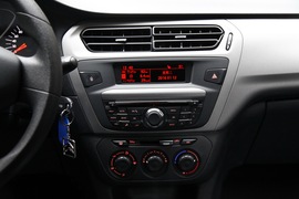 东风雪铁龙2016款全新爱丽舍试驾