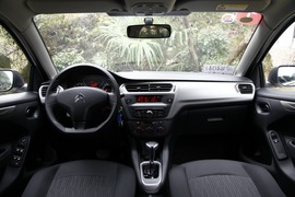 东风雪铁龙2016款全新爱丽舍试驾