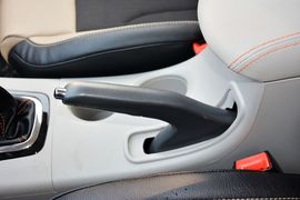 2016款东风风行景逸X3