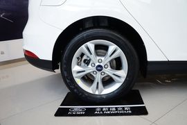 2015款福特福克斯两厢1.6L自动舒适型