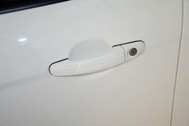 2015款福特福克斯两厢1.6L自动舒适型
