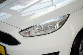 2015款福特福克斯两厢1.6L自动舒适型