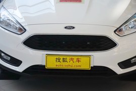 2015款福特福克斯两厢1.6L自动舒适型