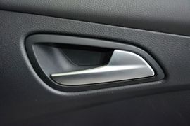 2015款福特福克斯两厢1.6L自动舒适型