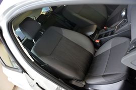 2015款福特福克斯两厢1.6L自动舒适型