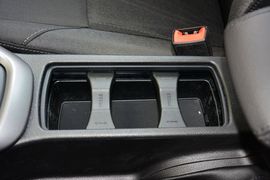 2015款福特福克斯两厢1.6L自动舒适型