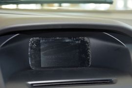2015款福特福克斯两厢1.6L自动舒适型