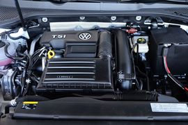 2016款大众高尔夫1.4TSI自动舒适型