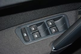 2016款大众高尔夫1.4TSI自动舒适型
