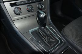 2016款大众高尔夫1.4TSI自动舒适型