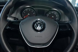 2016款大众高尔夫1.4TSI自动舒适型