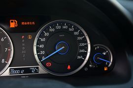 2016款本田歌诗图2.4L豪华版