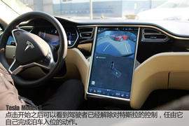 特斯拉7.1系统升级亦庄体验店实拍