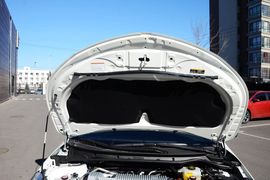 2016款丰田雷凌双擎1.8H