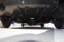 2016款丰田雷凌双擎1.8H