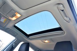 2016款丰田雷凌双擎1.8H