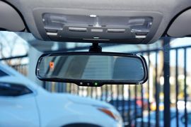 2016款丰田雷凌双擎1.8H