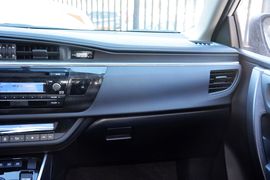 2016款丰田雷凌双擎1.8H