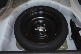 2015款三菱翼神2.0L