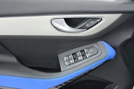 2016款众泰SR7六款内饰风格实拍
