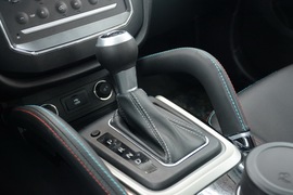 2016款众泰SR7六款内饰风格实拍