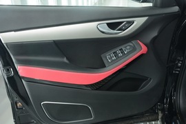 2016款众泰SR7六款内饰风格实拍