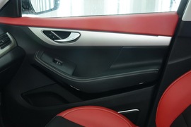 2016款众泰SR7六款内饰风格实拍