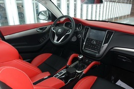 2016款众泰SR7六款内饰风格实拍