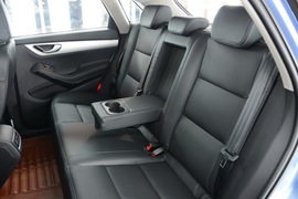 2016款众泰SR7六款内饰风格实拍