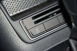 2015款大众途观1.8TSI手自一体两驱舒适版