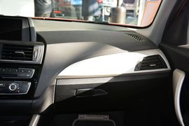 2016款宝马118i领先型