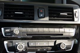 2016款宝马118i领先型