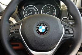 2016款宝马118i领先型
