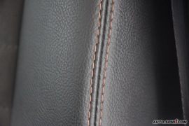 2010款路虎卫士火版到店实拍