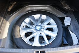 2014款丰田卡罗拉1.8L
