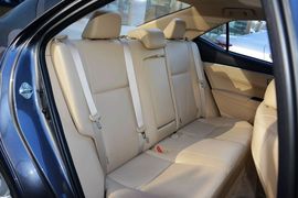 2014款丰田卡罗拉1.8L