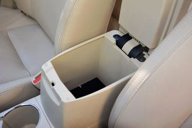 2014款丰田卡罗拉1.8L