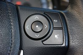 2014款丰田卡罗拉1.8L