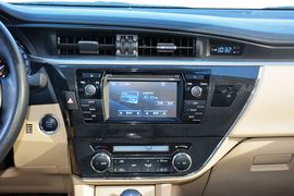 2014款丰田卡罗拉1.8L