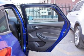 2015款福特福克斯ST