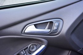 2015款福特福克斯ST