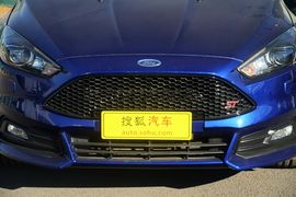 2015款福特福克斯ST