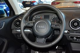   2014款奥迪A3两厢35TFSI舒适型