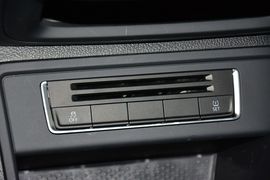 2015款大众途观1.8TSI手自一体两驱豪华版