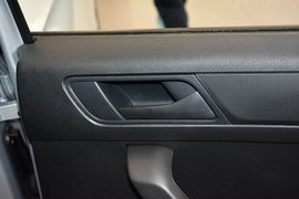 2015款大众桑塔纳-尚纳180自动风尚版