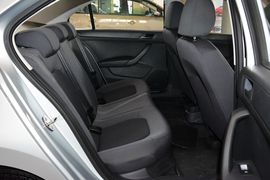 2015款大众桑塔纳-尚纳180自动风尚版