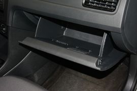 2015款大众桑塔纳-尚纳180自动风尚版